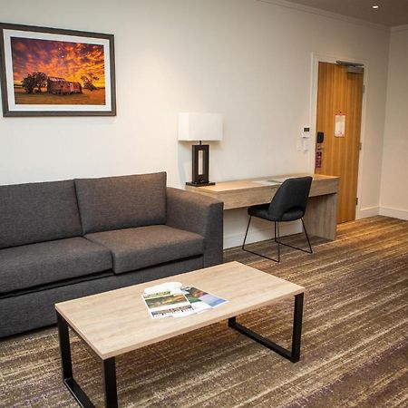 Porter'S Plainland Hotel 외부 사진