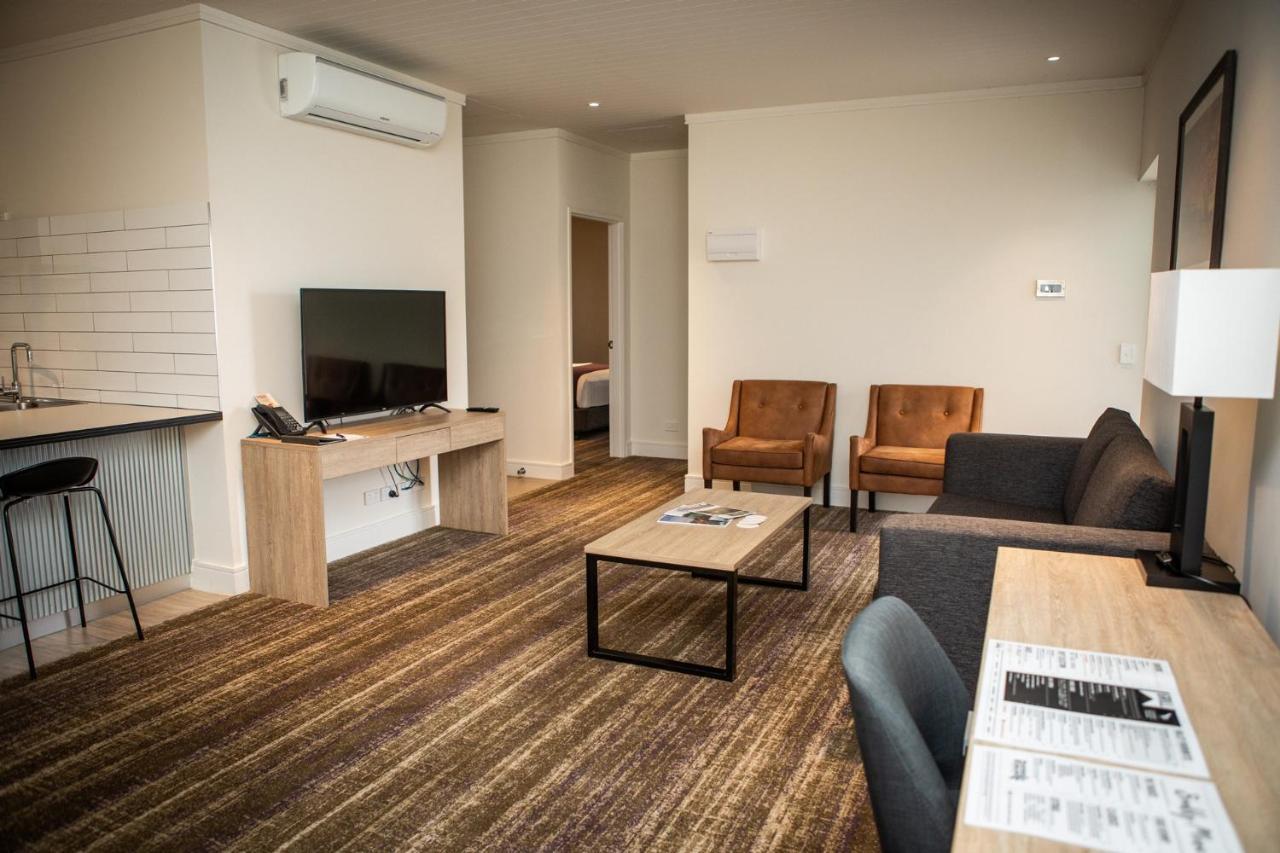 Porter'S Plainland Hotel 외부 사진