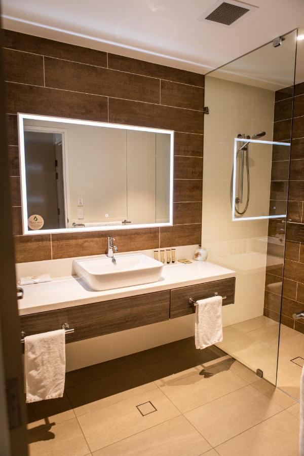 Porter'S Plainland Hotel 외부 사진