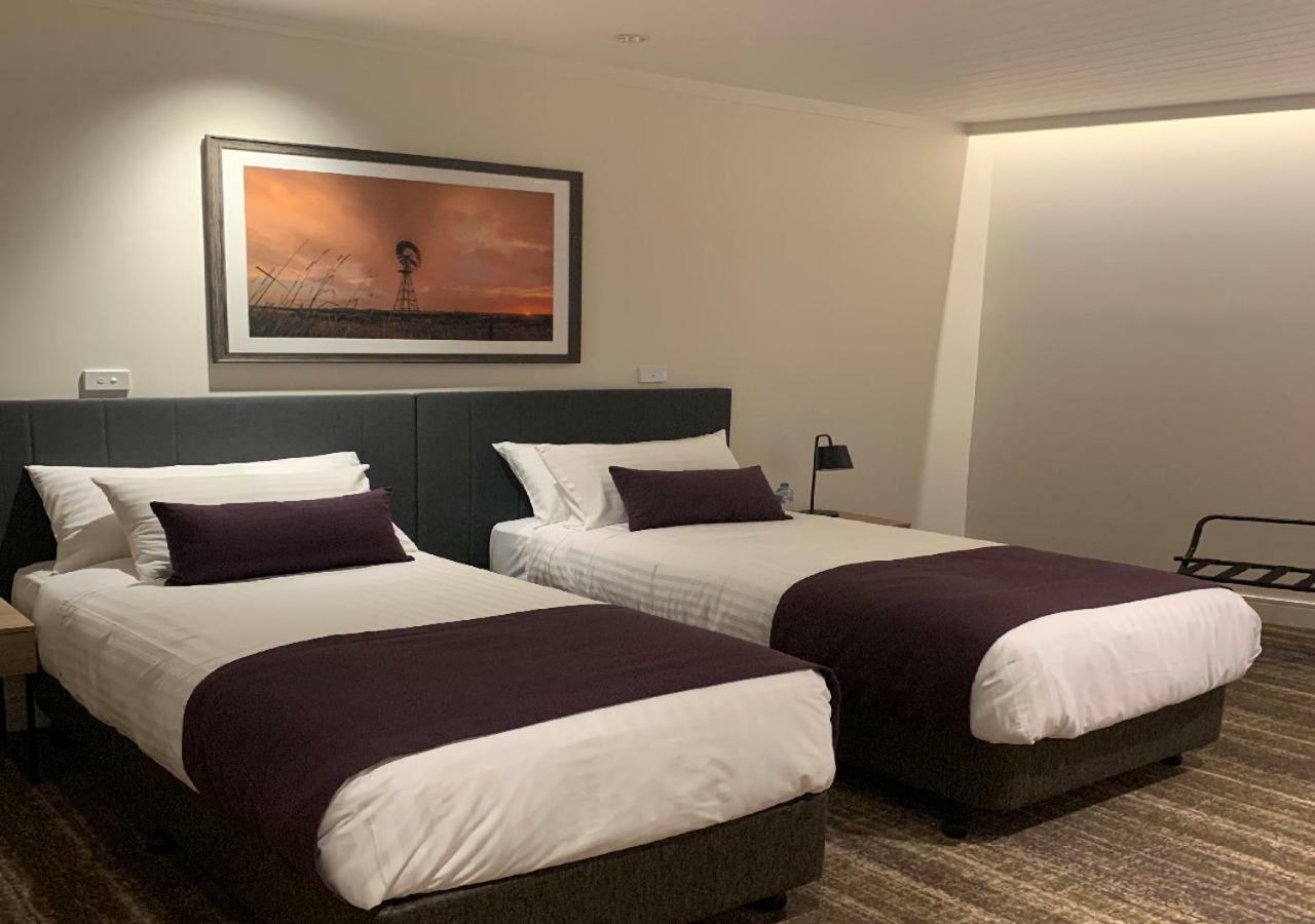 Porter'S Plainland Hotel 외부 사진