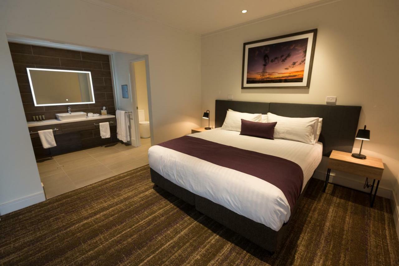 Porter'S Plainland Hotel 외부 사진