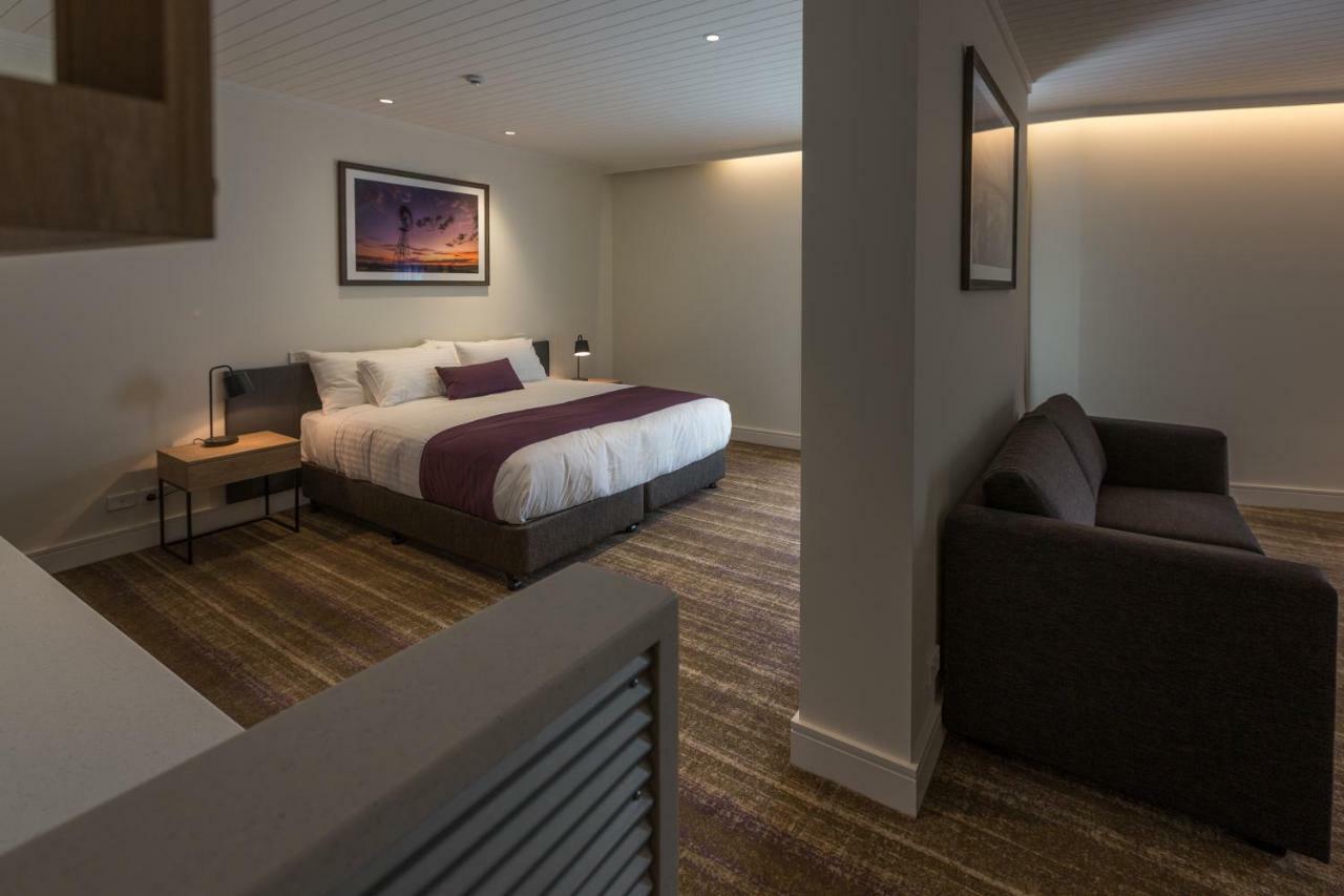 Porter'S Plainland Hotel 외부 사진